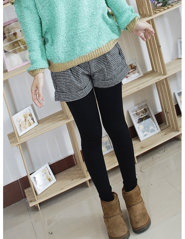 Plaid Pattern Curling Woolen Shorts Pants