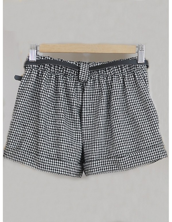 Plaid Pattern Curling Woolen Shorts Pants