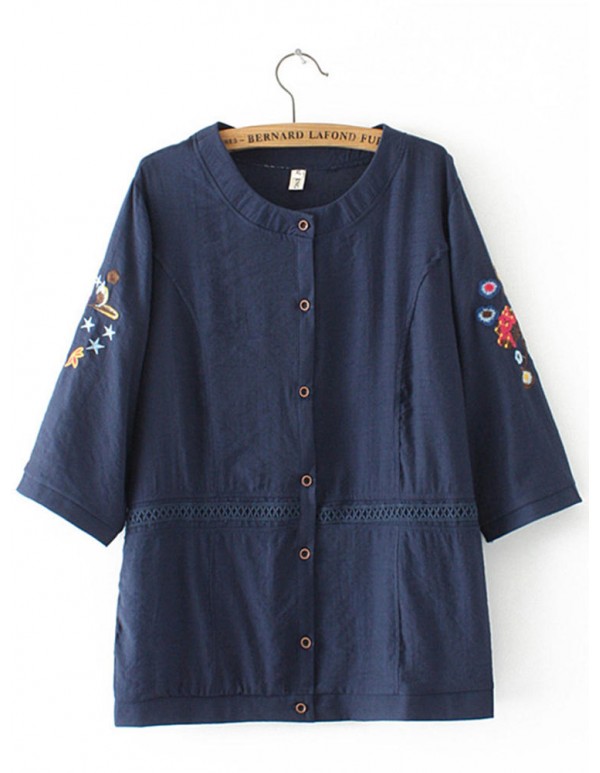 Vintage Women Embroidery O-neck Half Sleeves Blouse with Button