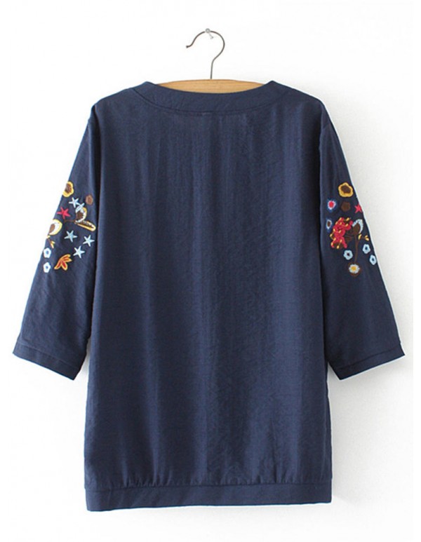 Vintage Women Embroidery O-neck Half Sleeves Blouse with Button